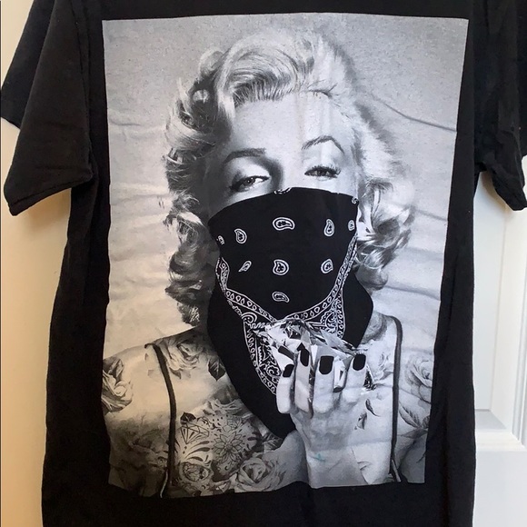 Marilyn Monroe Men’s Tee! - Picture 2 of 3